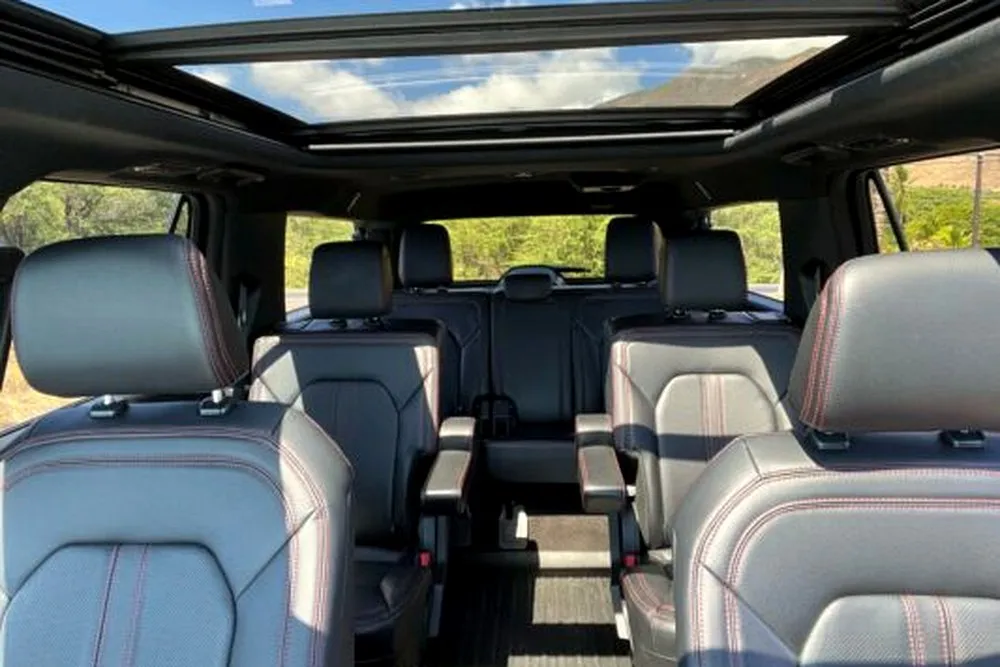 Back Road to Hana: Should Visitors Drive It? - Hawaii By Storm supporting image
